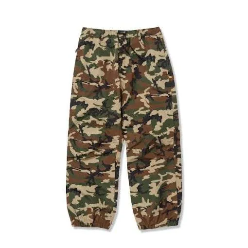 Howl Nowhere Pants | Versatile and Water-Resistant Style for Mountain and Urban Adventures